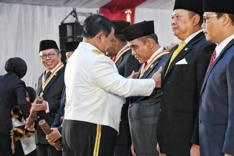 Muzani: Penghargaan untuk Semua Pimpinan MPR Tunjukan Politik Akomodatif Prabowo untuk Pimpin Bangsa ke Depan