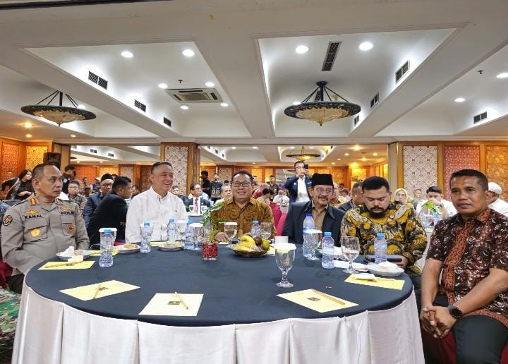 Puluhan Tokoh Nasional Raih Anugerah Sahabat Pers dan Pin Emas Dalam Konvensi Nasional SMSI