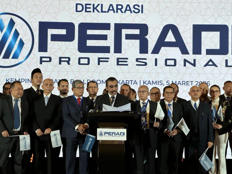 PERADI PROFESIONAL Hadir Bukan Sebagai Tandingan Tetapi Menjawab Tantangan Nyata Dunia Hukum Indonesia